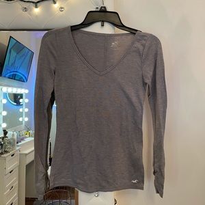 Grey Hollister Top